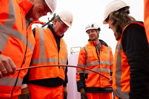 100% recycled copper contact wires