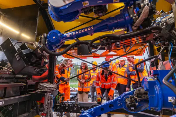 People looking at trackbot